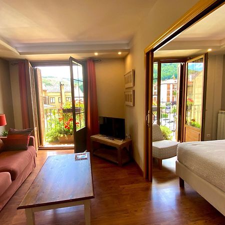 Apartamentos Turisticos Ezcaray Buitenkant foto