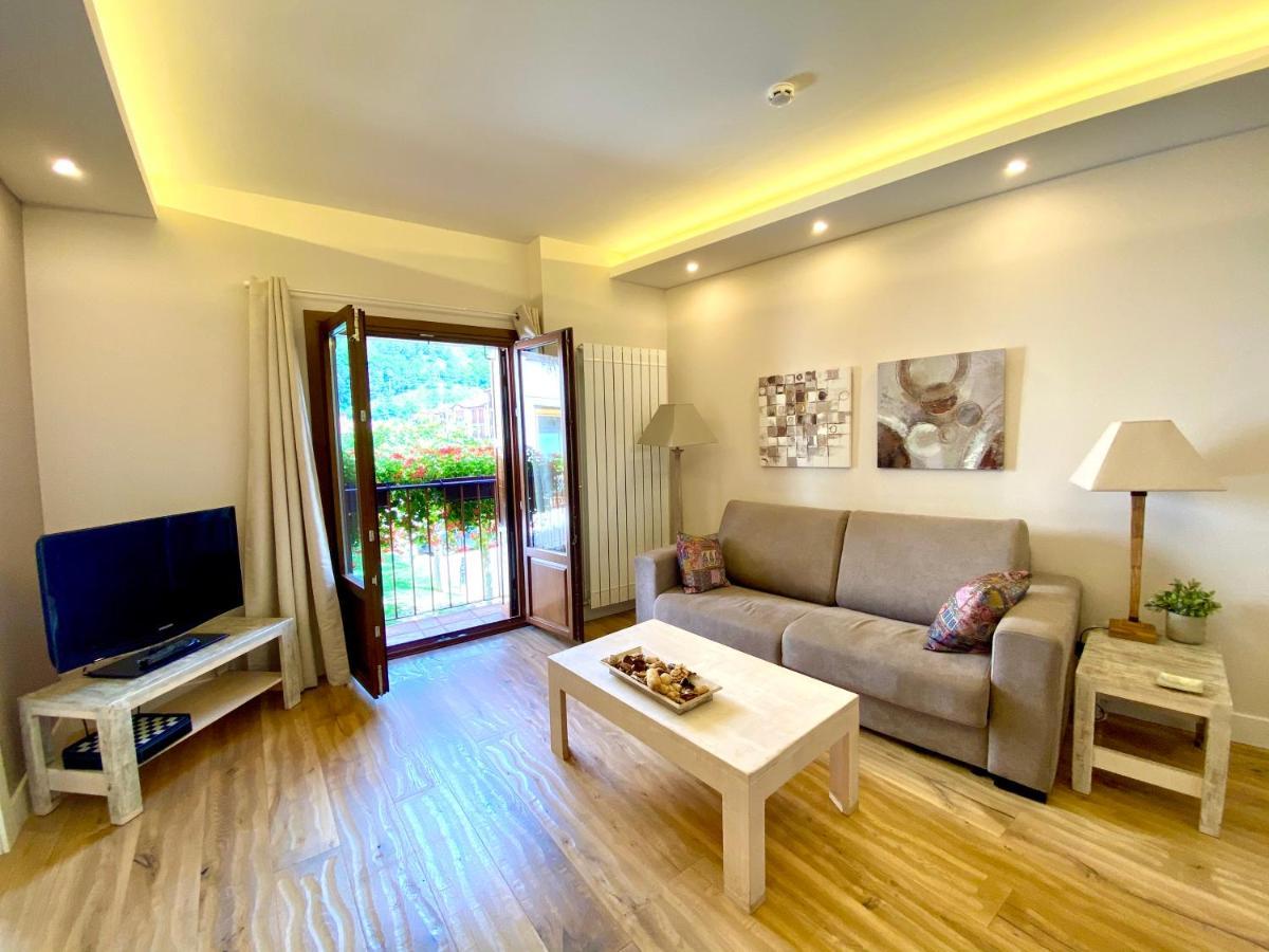 Apartamentos Turisticos Ezcaray Buitenkant foto