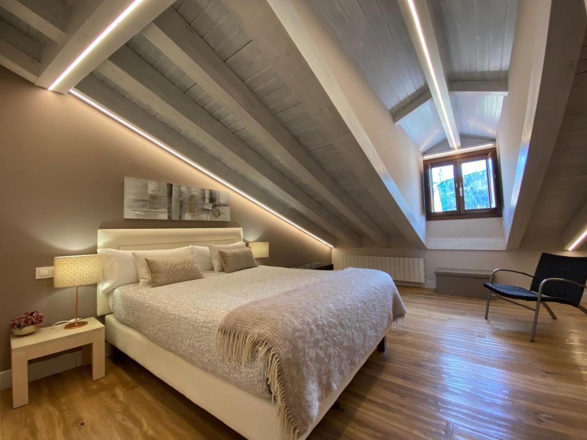 Apartamentos Turisticos Ezcaray Buitenkant foto