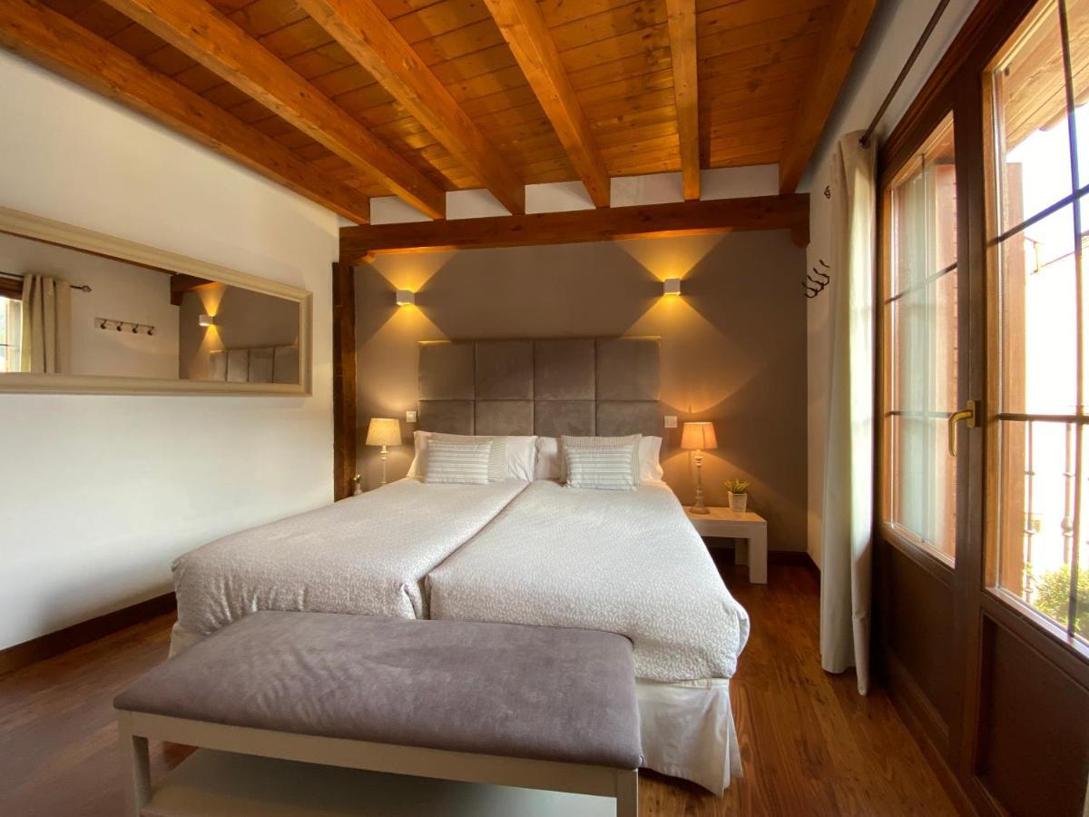 Apartamentos Turisticos Ezcaray Buitenkant foto