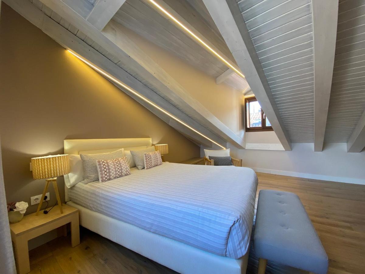 Apartamentos Turisticos Ezcaray Buitenkant foto